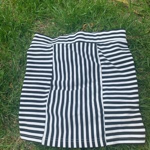 MinkPink size small mini skirt